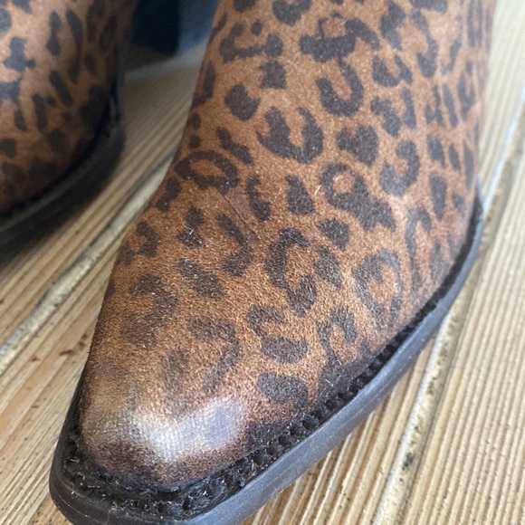 Corral Sand Leopard Print Embroidery & Studs Boot 5.5M - Picture 6 of 13